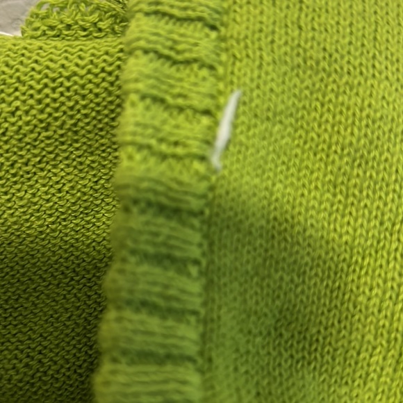 Grinch hoodie shirt - Picture 3 of 3